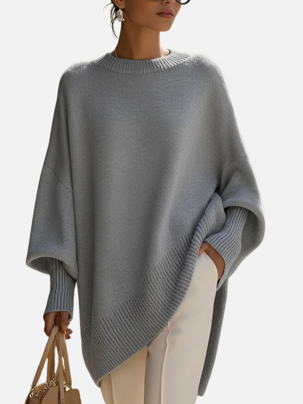 Anne | Miękki, oversize'owy poncho-pulower z dzianiny