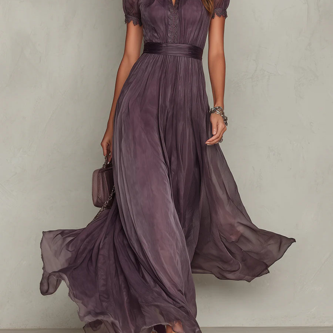 Celeste | Elegancka sukienka maxi z koronkowym wykończeniem
