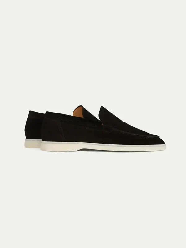 Klasyczne zamszowe loafersy czarne