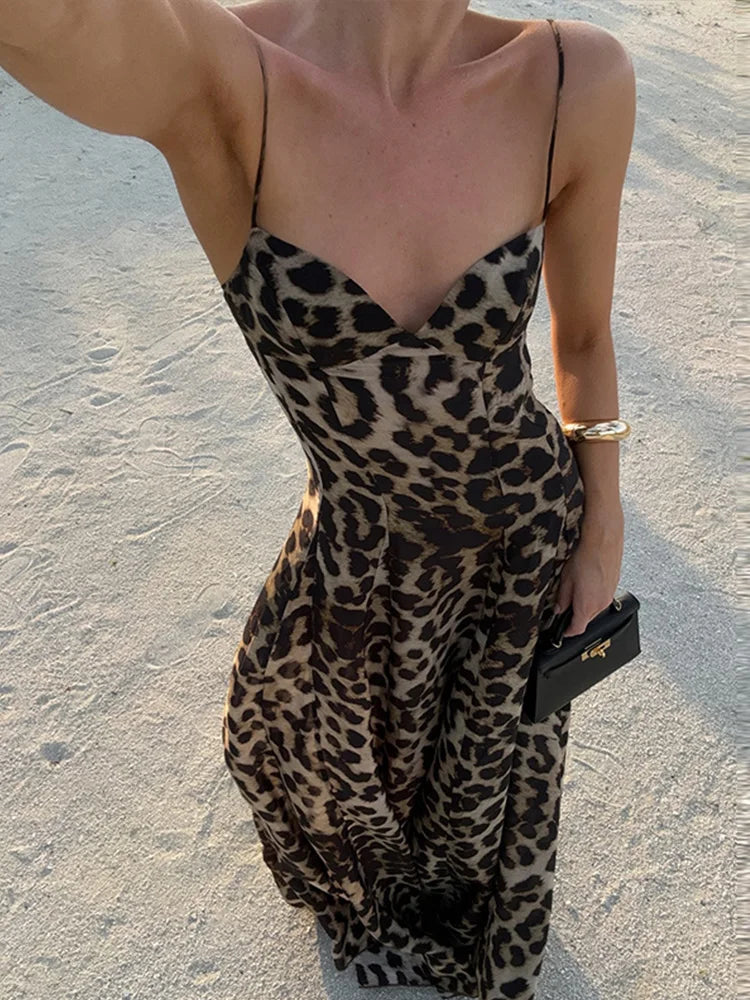 Antonella - Sukienka Maxi w Lwy